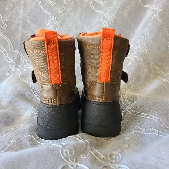 *Sold Elsewhere*❄️ Toddler Carter's Snow Boots ❄️ - Picture 5 of 7